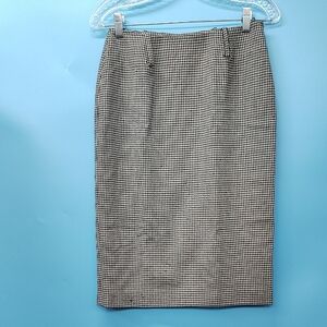 Anne Klein Monochrome Houndstooth Pencil Skirt